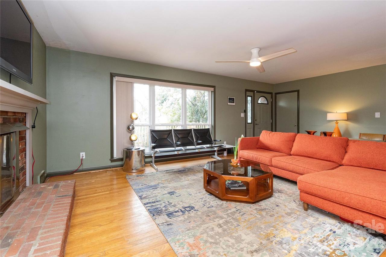 3 Quail Cove Rd., Asheville, NC 28804