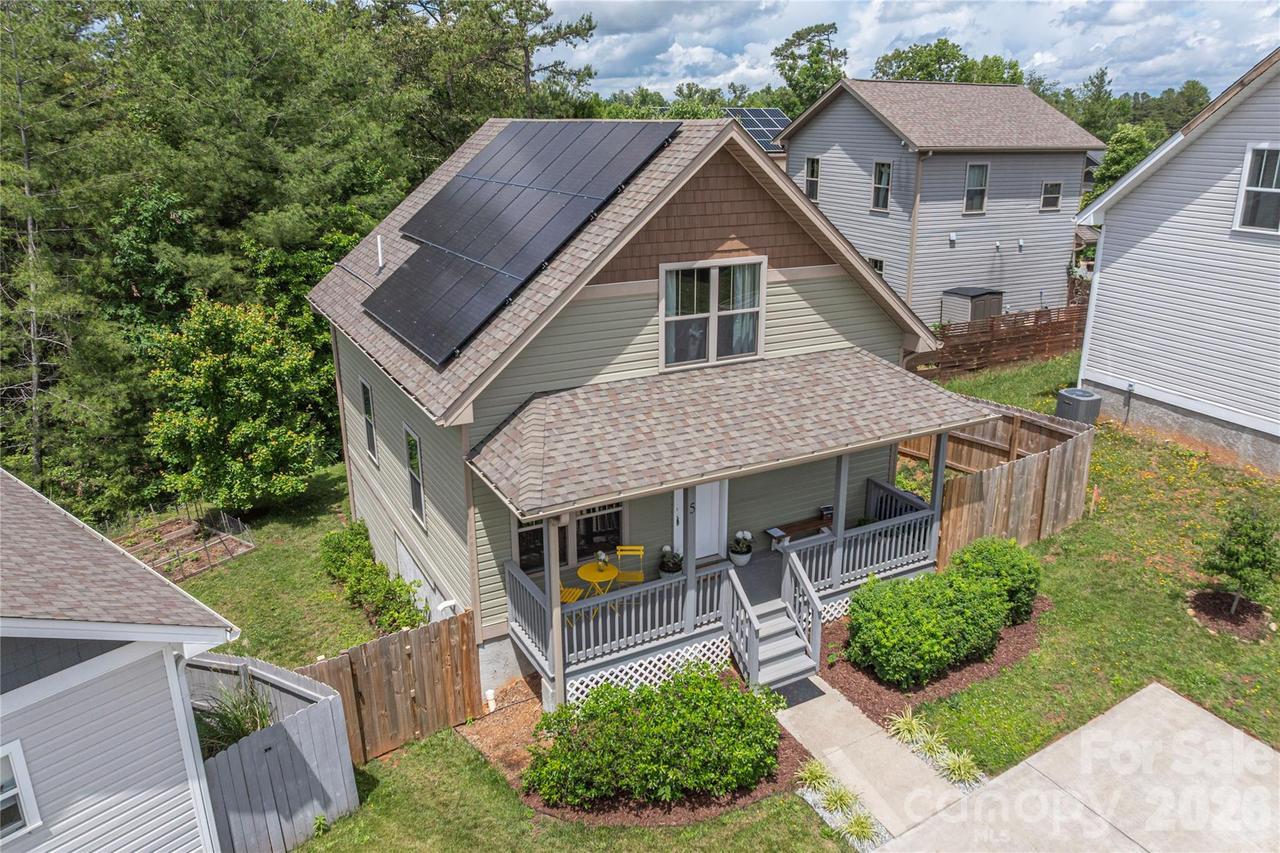 5 Declan Dr., Weaverville, NC 28787