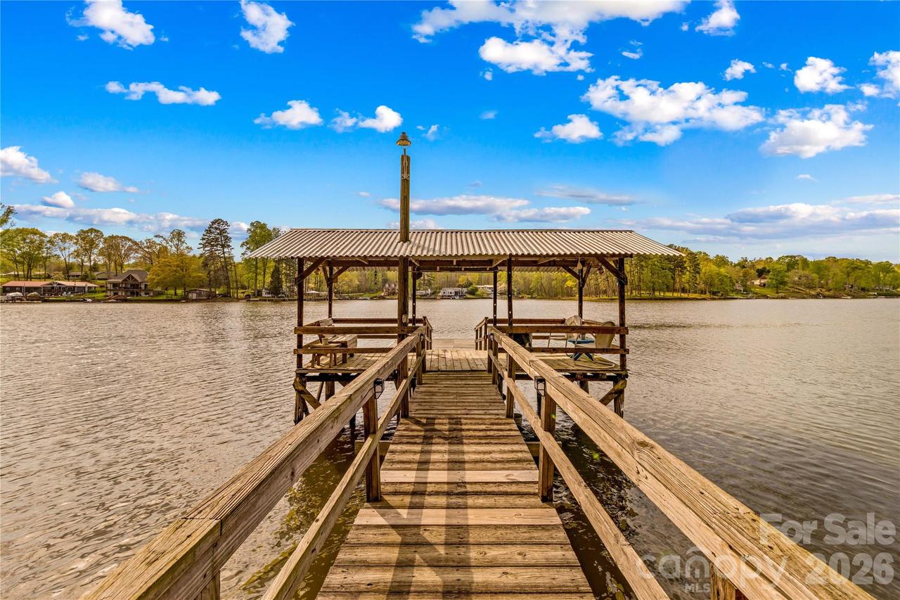 570 Lake Drive 9 Dr., Lexington, NC 27292