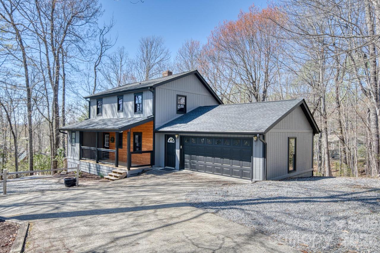 46 Wahuhu Ct., Brevard, NC 28712