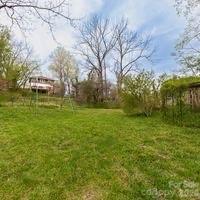 15 Greeley St., Asheville, NC 28806