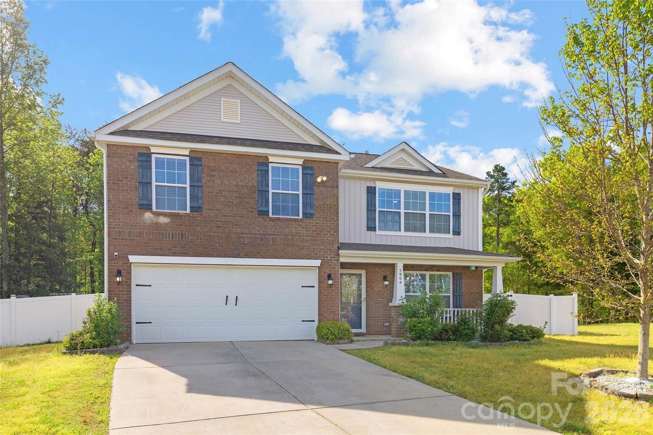 5904 Ellimar Field Ln., Charlotte, NC 28215