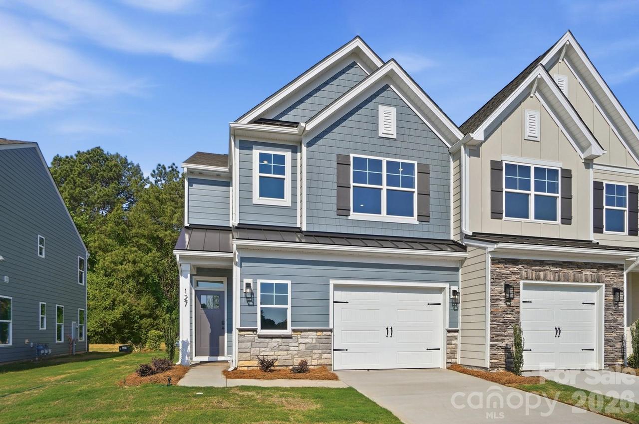 127 Viburnum Rd., Waxhaw, NC 28173