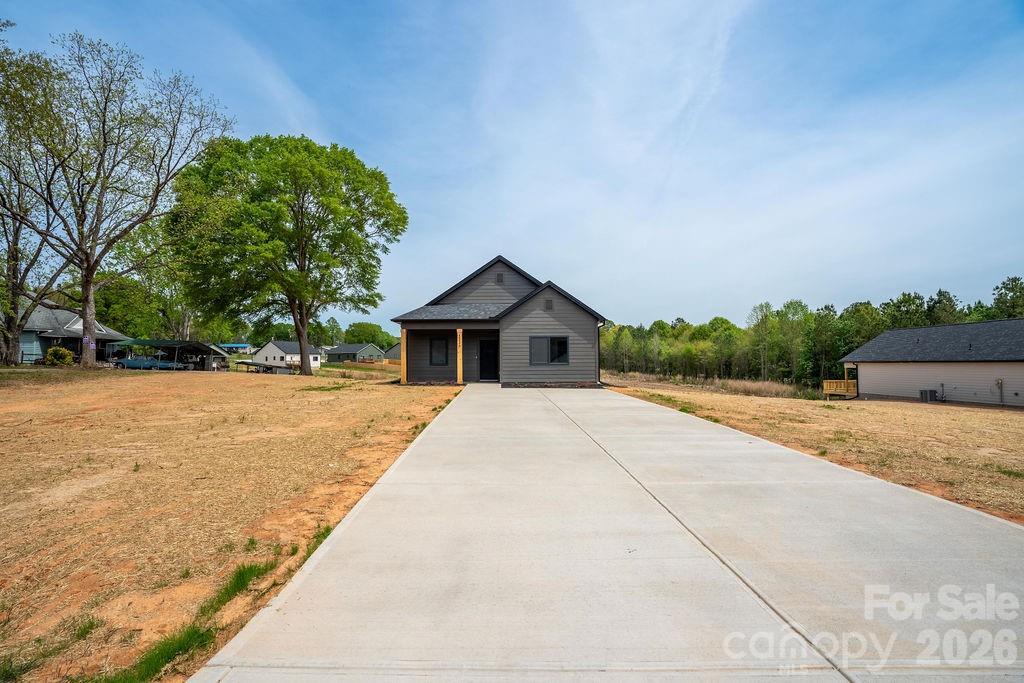 1226 Burris Blvd., Lincolnton, NC 28092