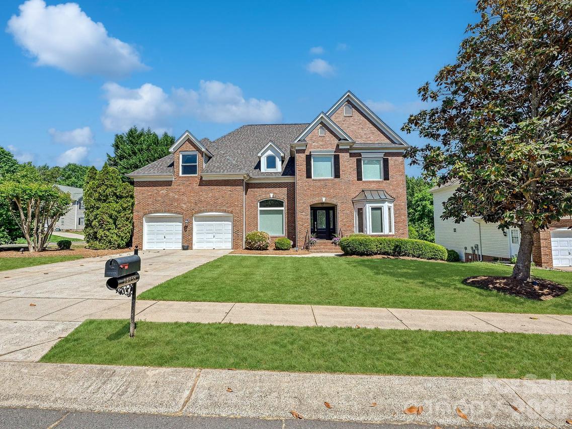 14938 Hawick Manor Ln., Pineville, NC 28134