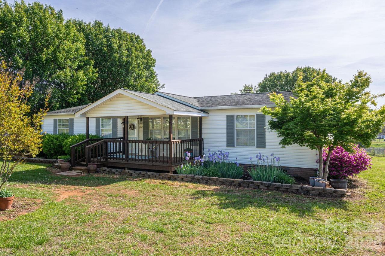 402 Wilson Dr., Lawndale, NC 28090