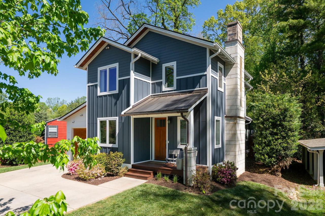 139 Linden St., Arden, NC 28704