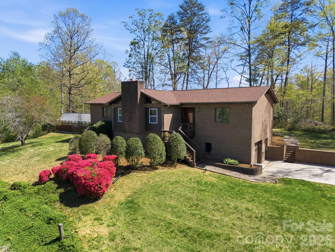 573 & 577 Randolph Rd., Marion, NC 28752