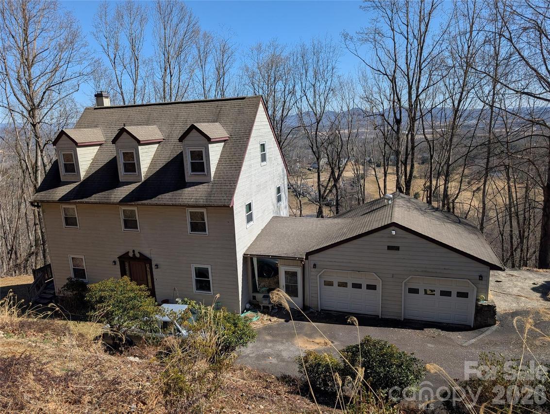 4 Wild Dogwood Tr., Mills River, NC 28759