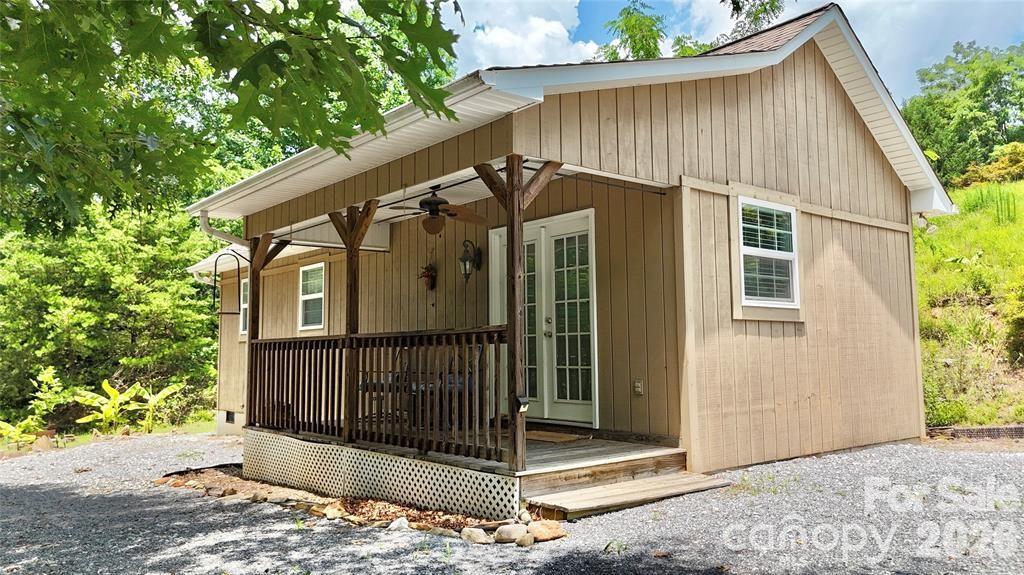 37 Coyote Dr., Marion, NC 28752