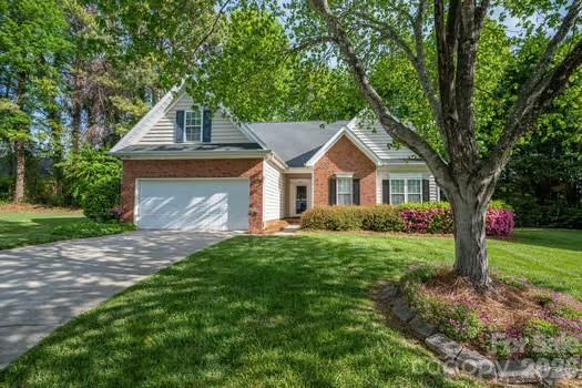 1614 Iverness Ct., Gastonia, NC 28056