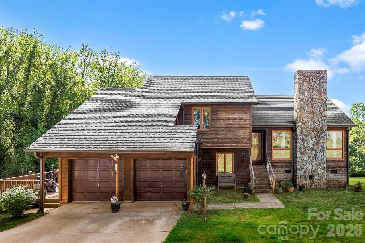 831 College Ave., Shelby, NC 28152