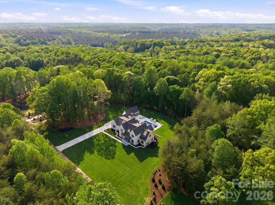 3035 Maple Way Dr., Davidson, NC 28036