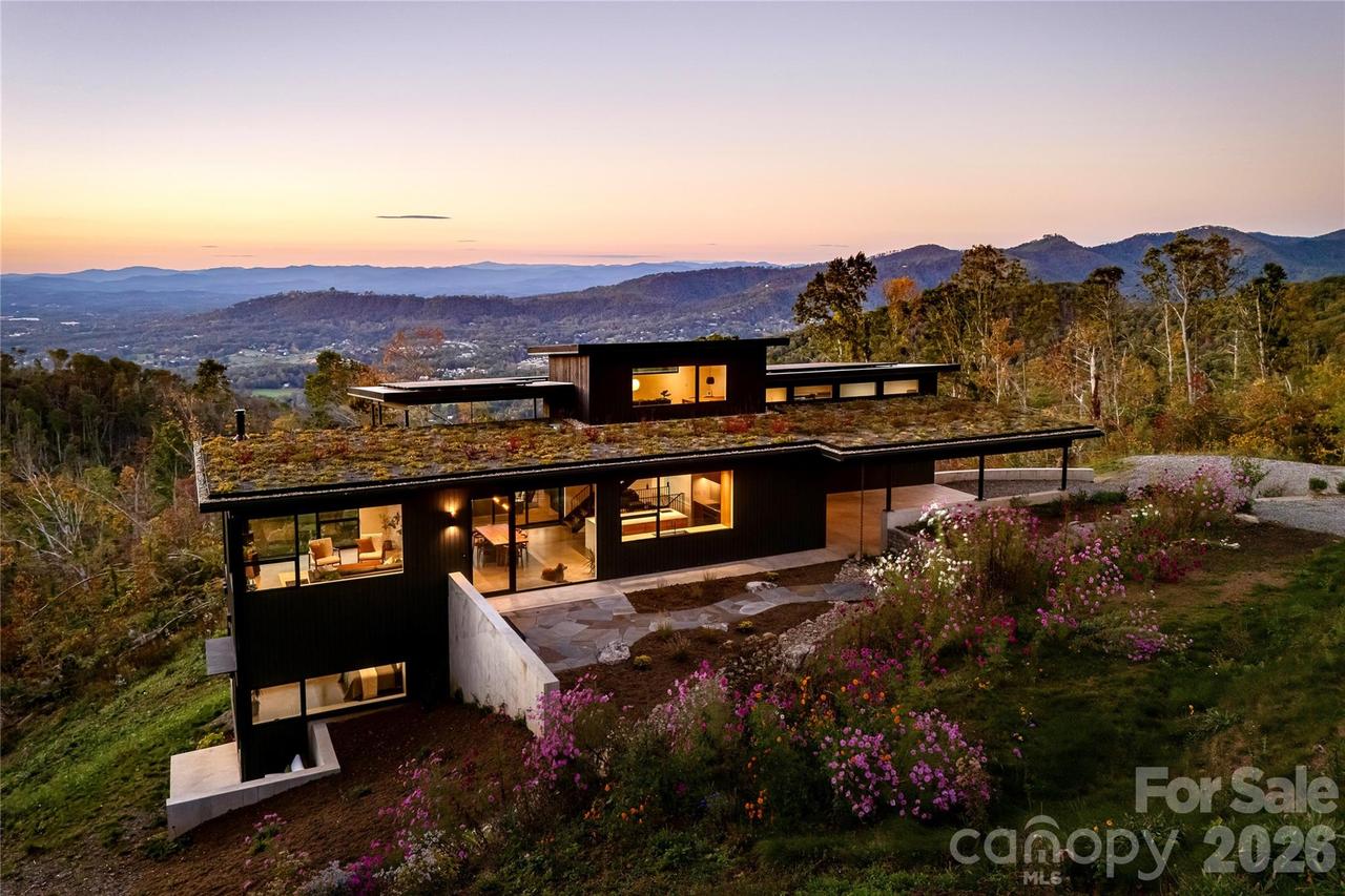 122 Elk Wallow Tr., Asheville, NC 28804