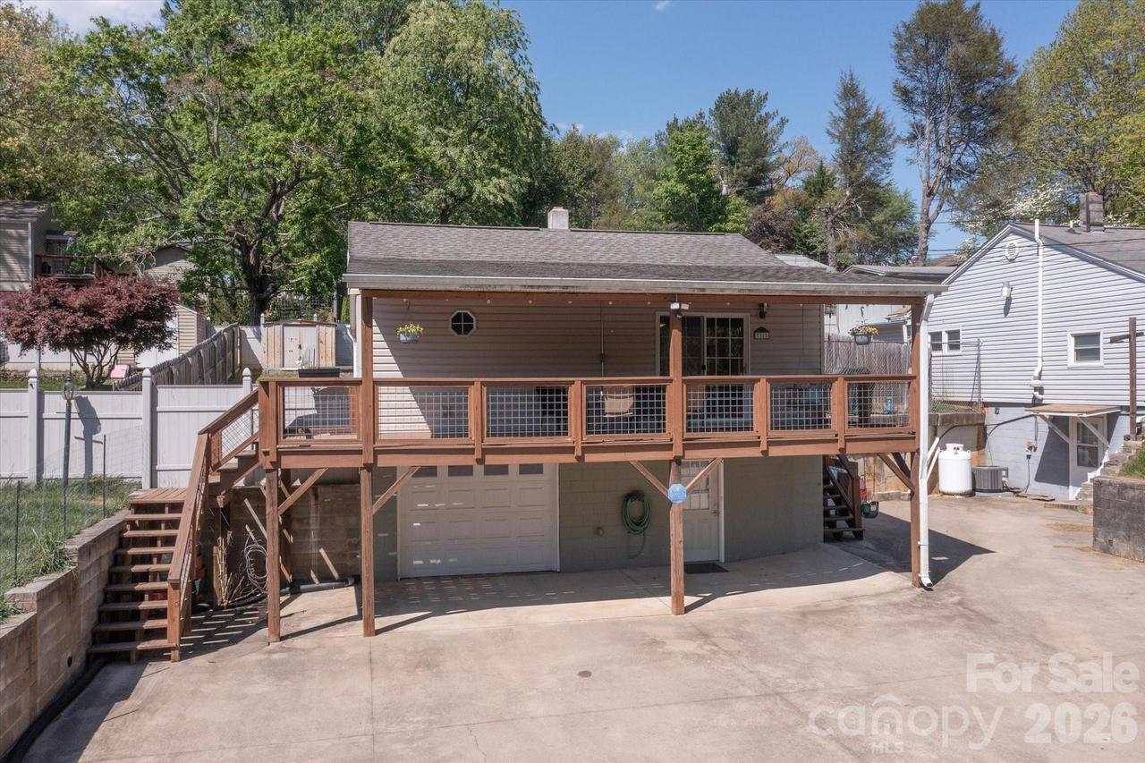 31 Huffman Rd., Asheville, NC 28806