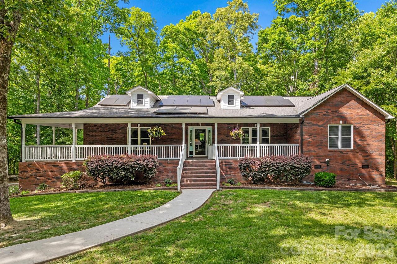10545 Mount Holly Huntersville Rd., Huntersville, NC 28078