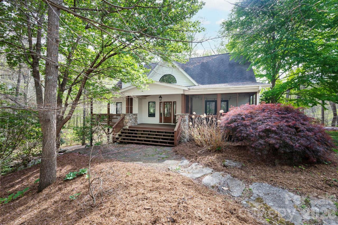 257 Jones Cove Rd., Asheville, NC 28805