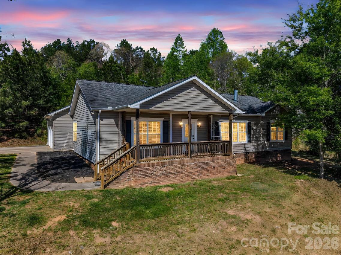 426 River Rd., Rutherfordton, NC 28139