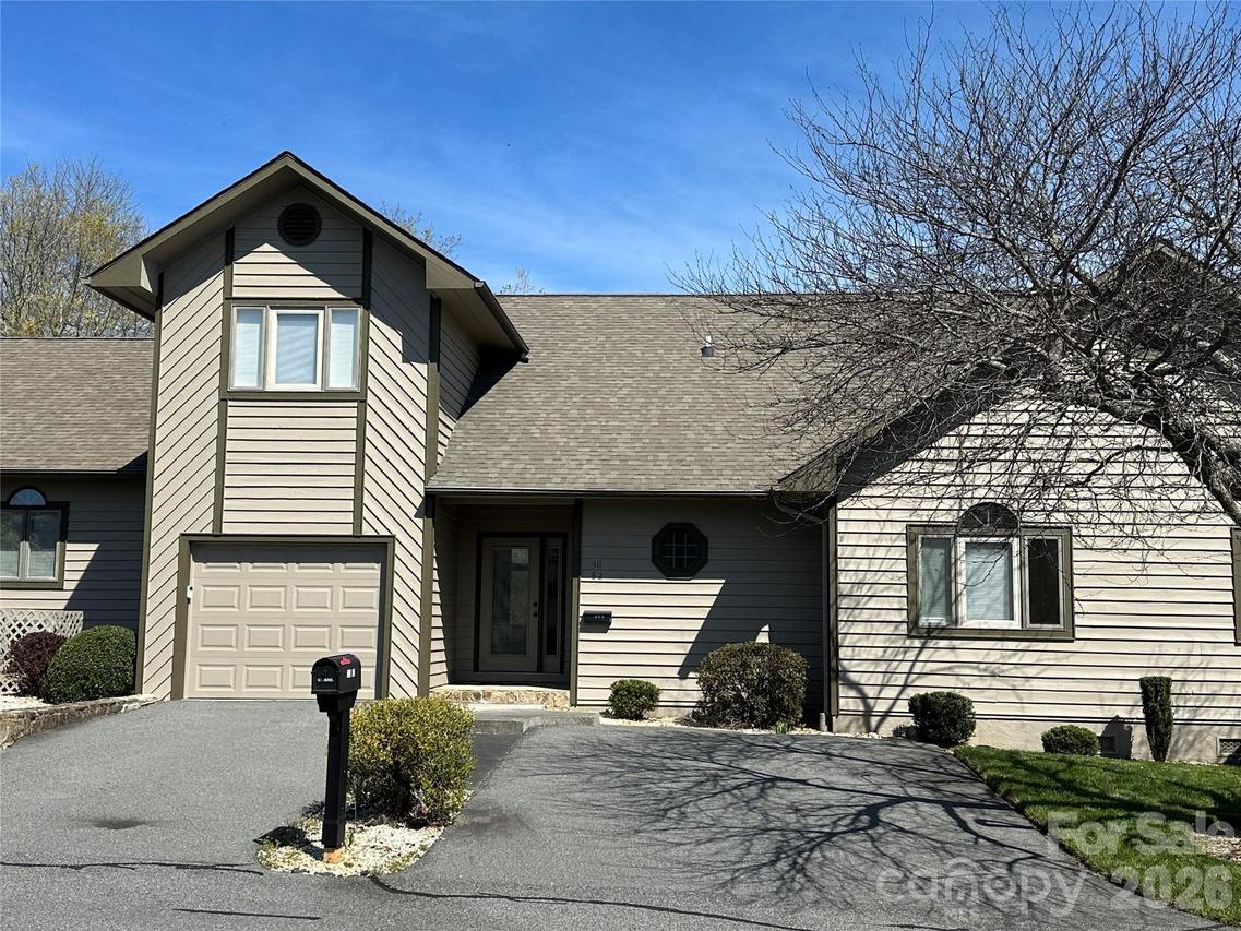 311 E Landing Dr. #E2, Jefferson, NC 28640