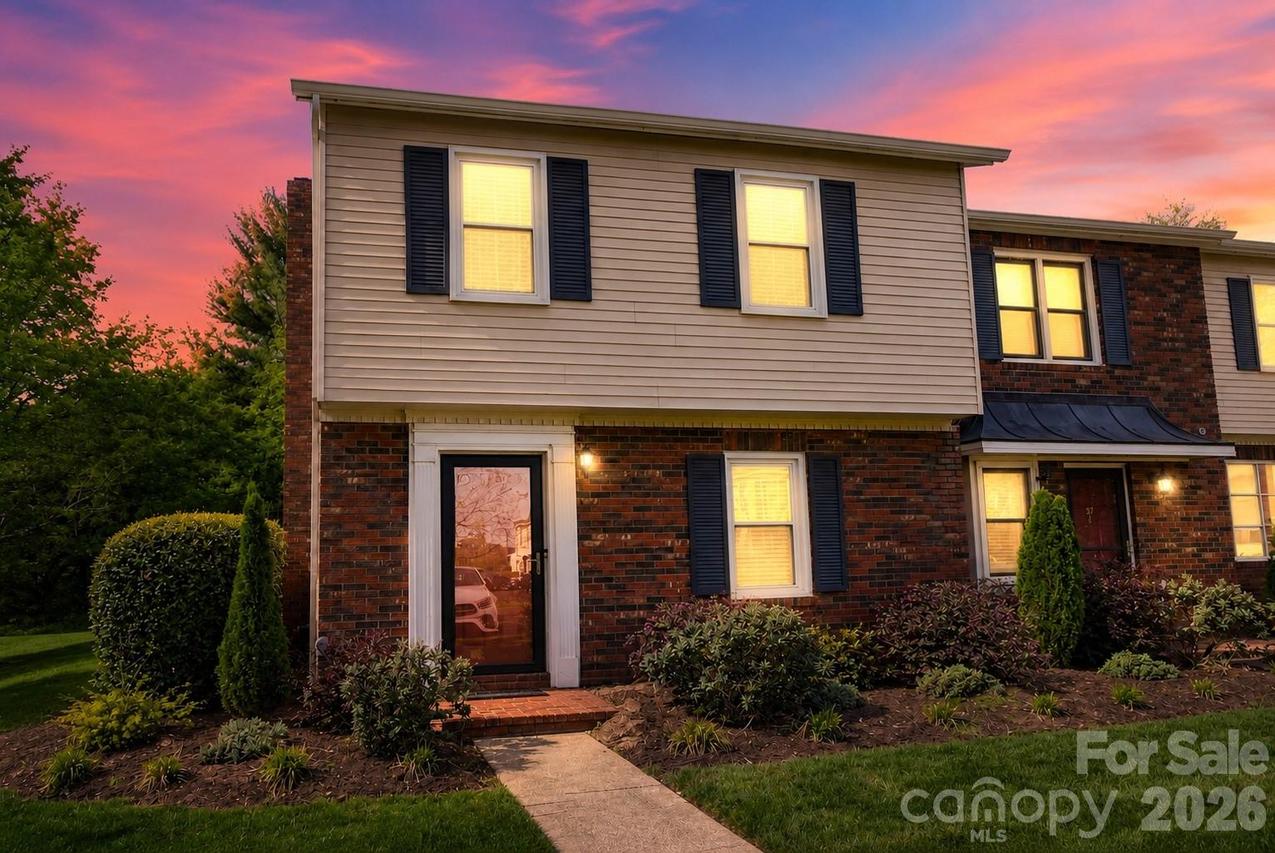 2705 N Center St. #36, Hickory, NC 28601