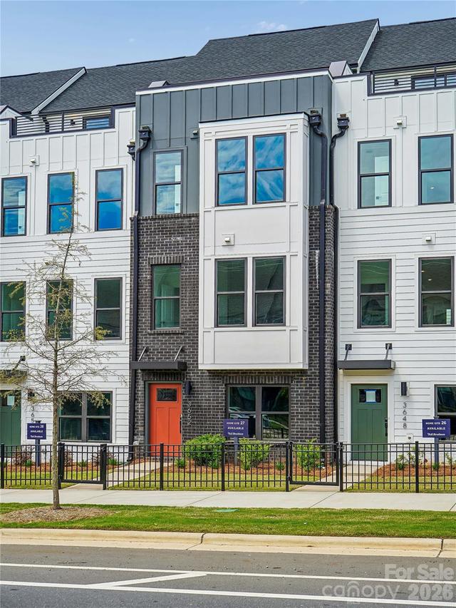 3652 S Tryon St., Charlotte, NC 28217