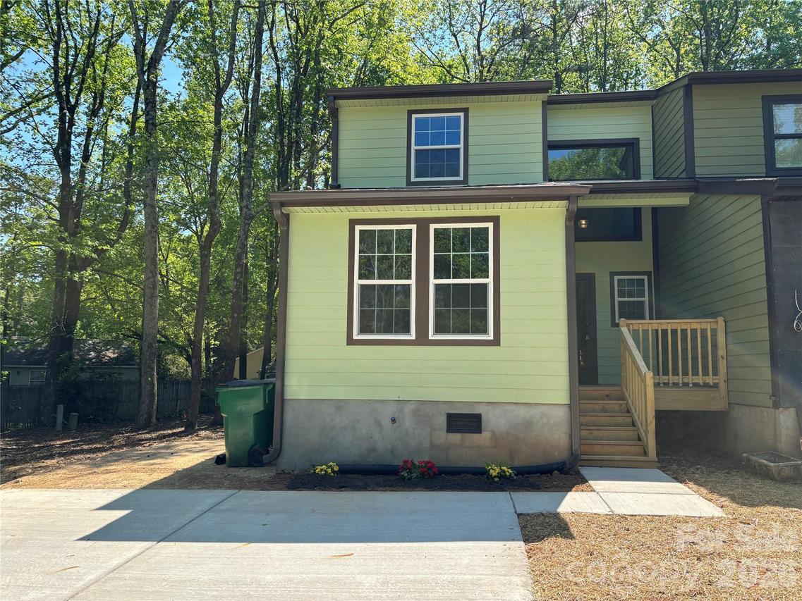 6211 Spanish Oak Rd., Charlotte, NC 28227