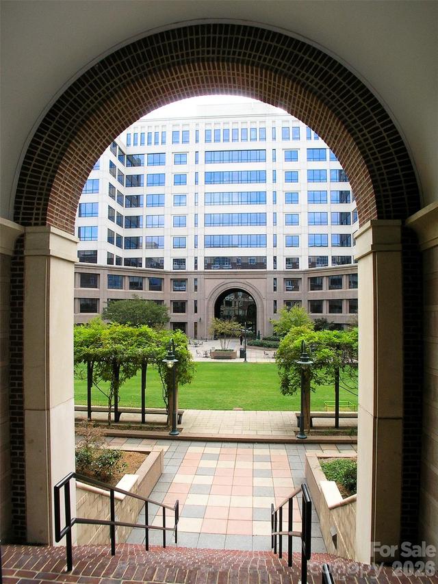 400 N Church St. #516, Charlotte, NC 28202