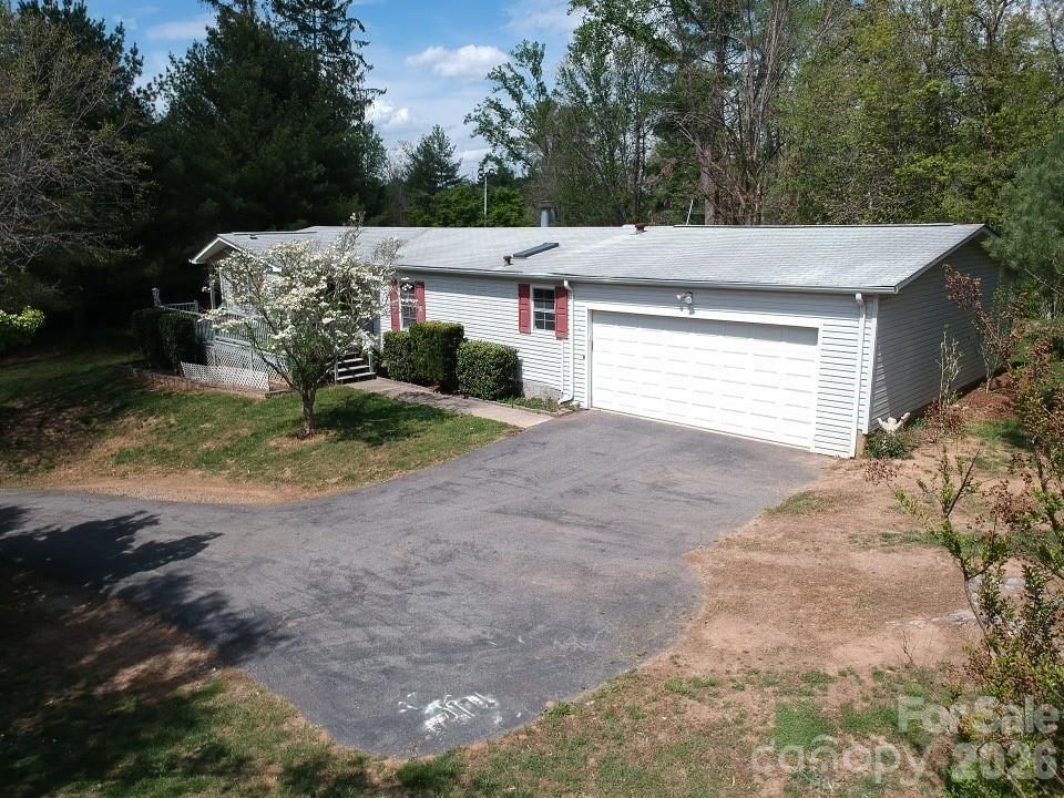 47 Eve Dr., Asheville, NC 28806