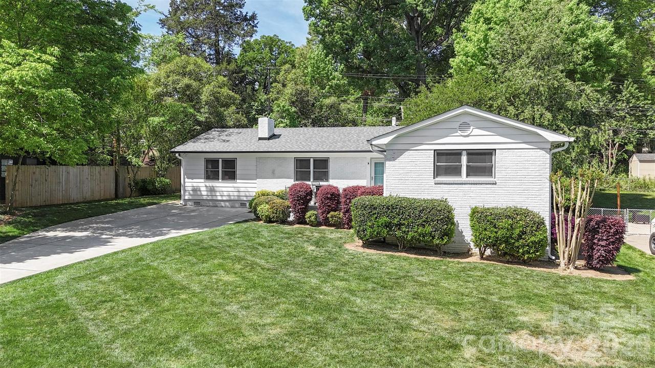 5322 Baker Dr., Charlotte, NC 28210