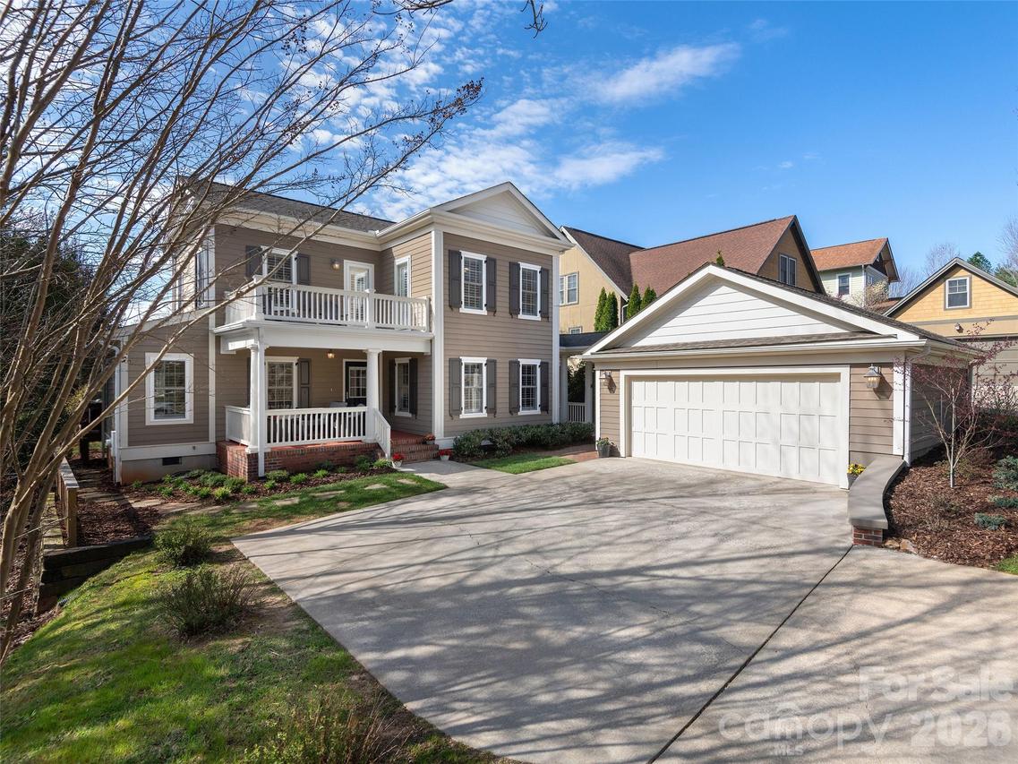 1672 Olmsted Dr., Asheville, NC 28803