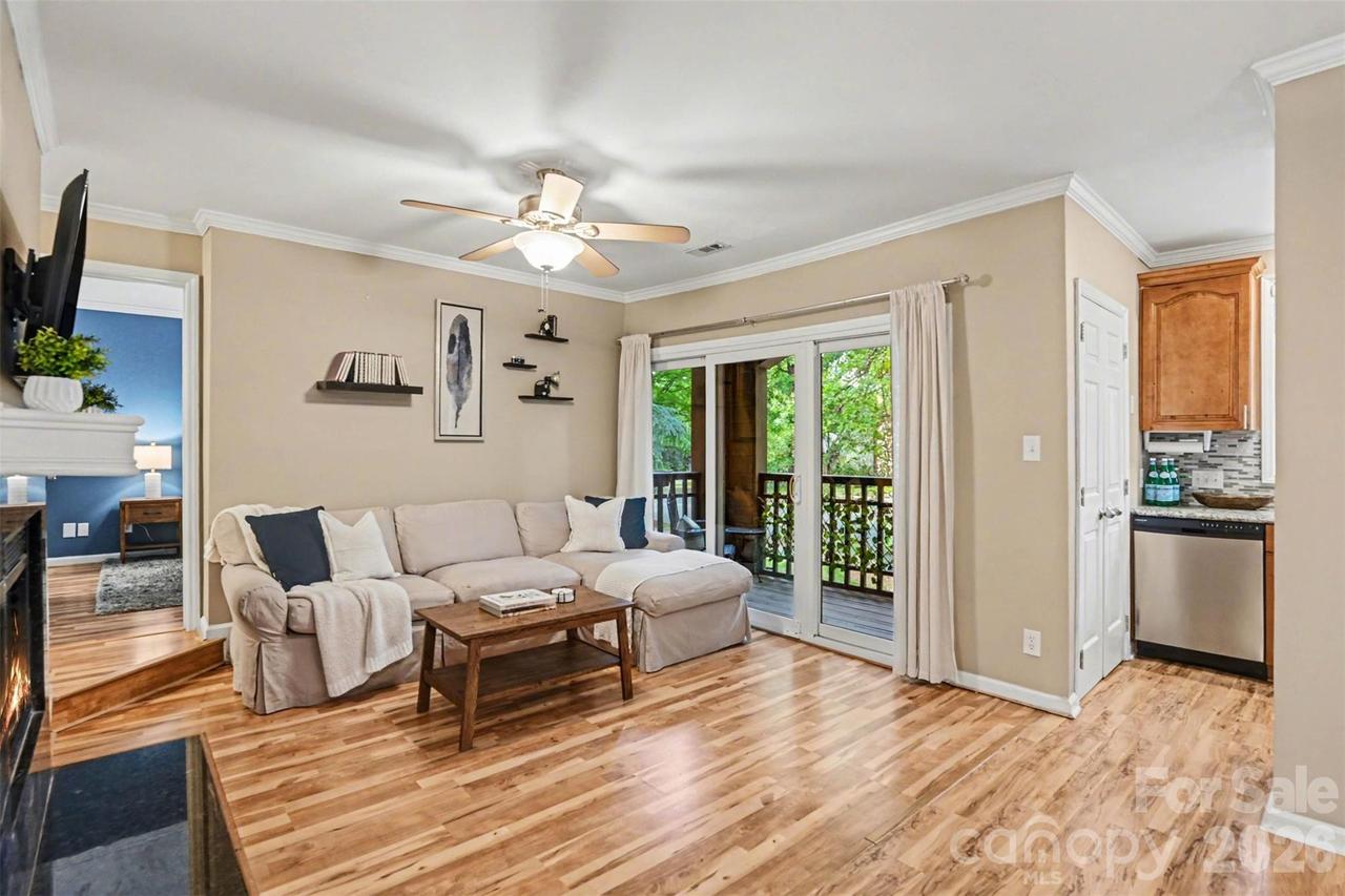 1109 E Morehead St. #5, Charlotte, NC 28204