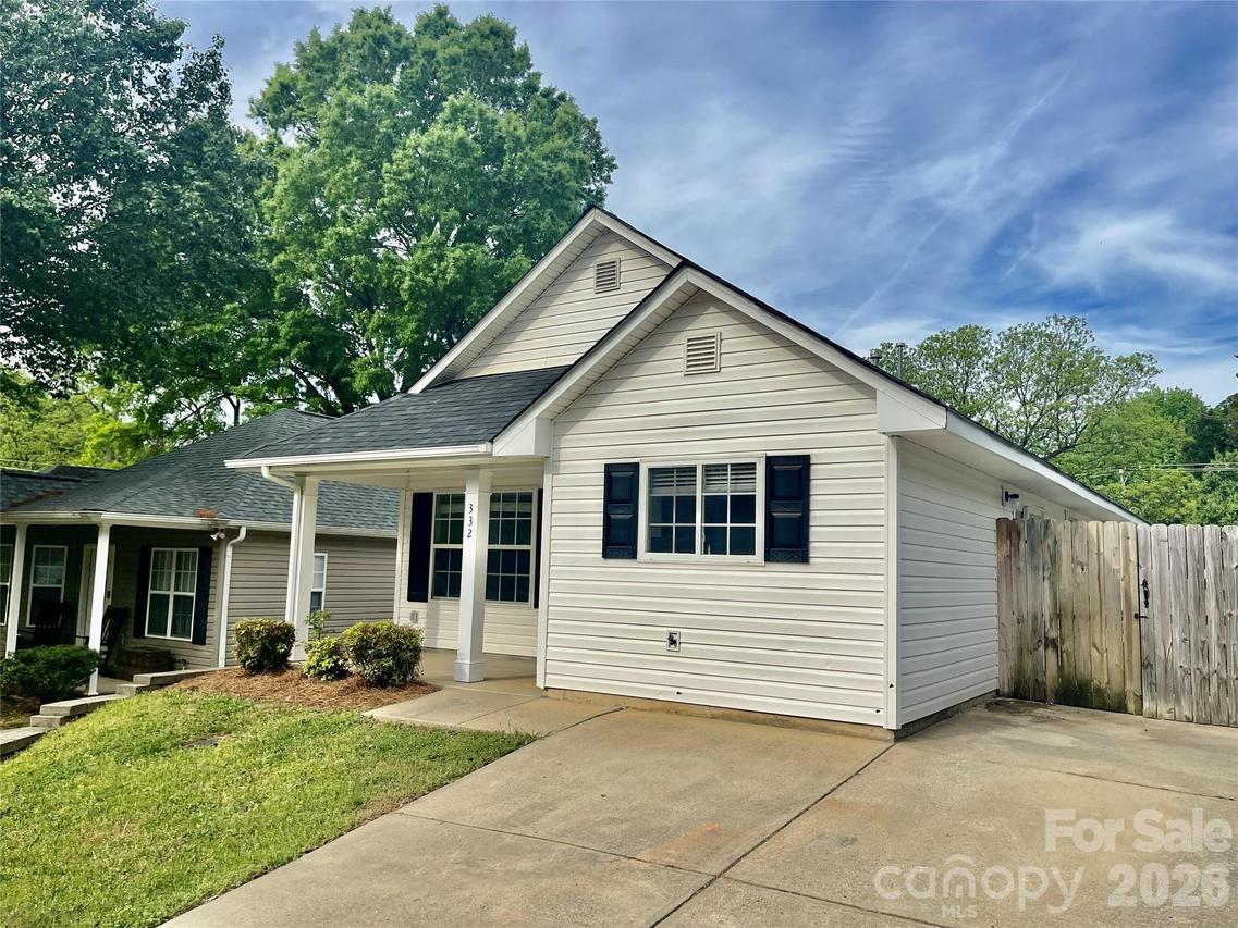 332 Cassidy Ln., Mooresville, NC 28115