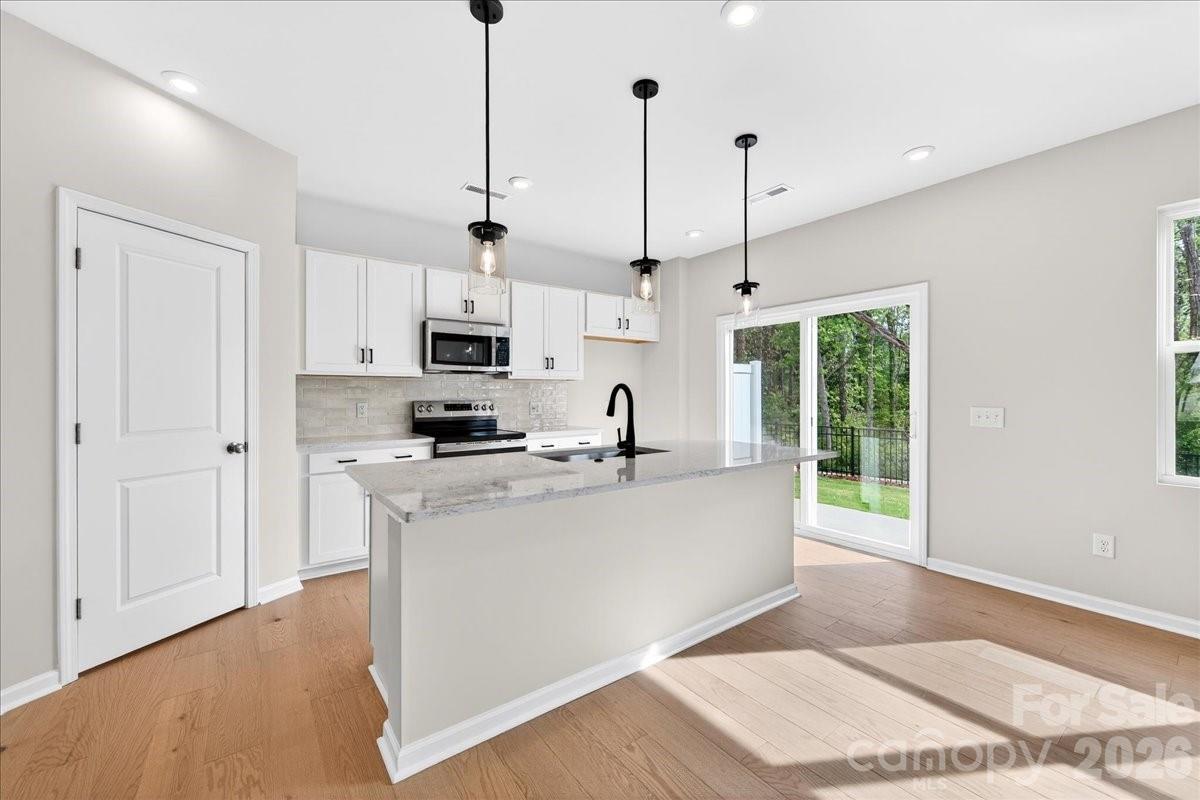 6053 Longar Ln., Charlotte, NC 28269