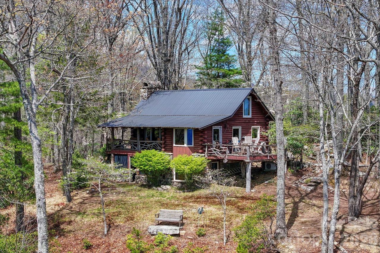 305 Stamey Creek Rd., Brevard, NC 28712