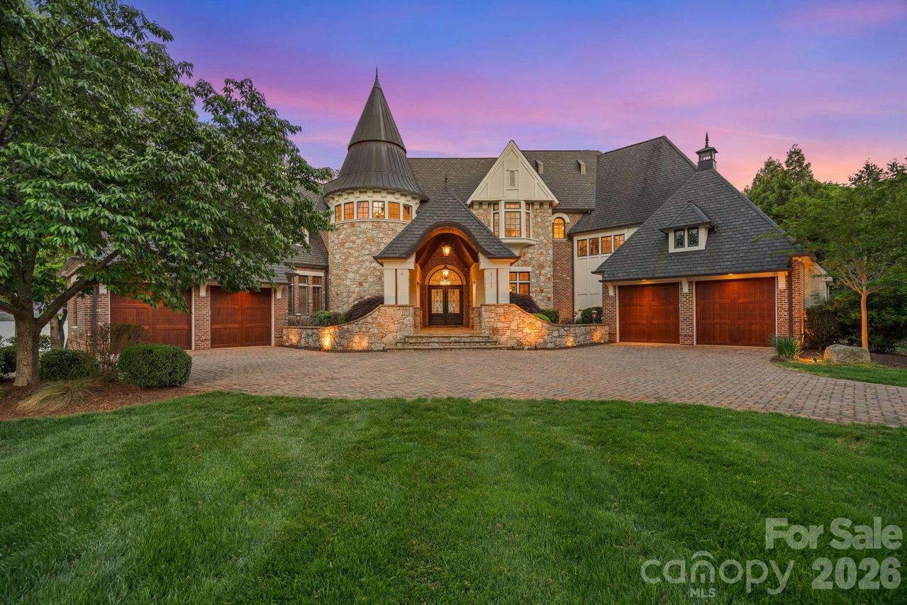 109 Conway Ct., Mooresville, NC 28117