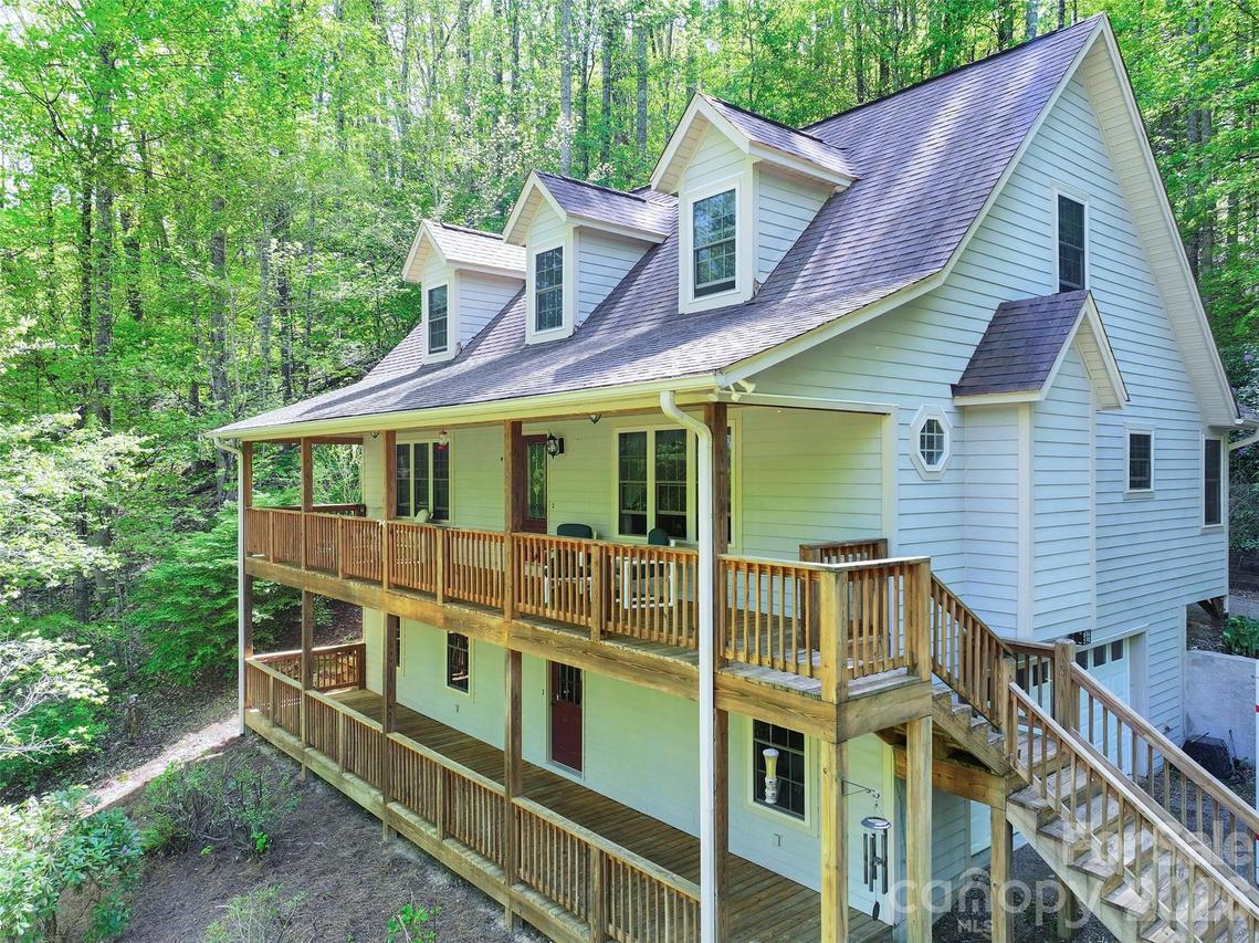 93 Streamside Dr., Waynesville, NC 28785