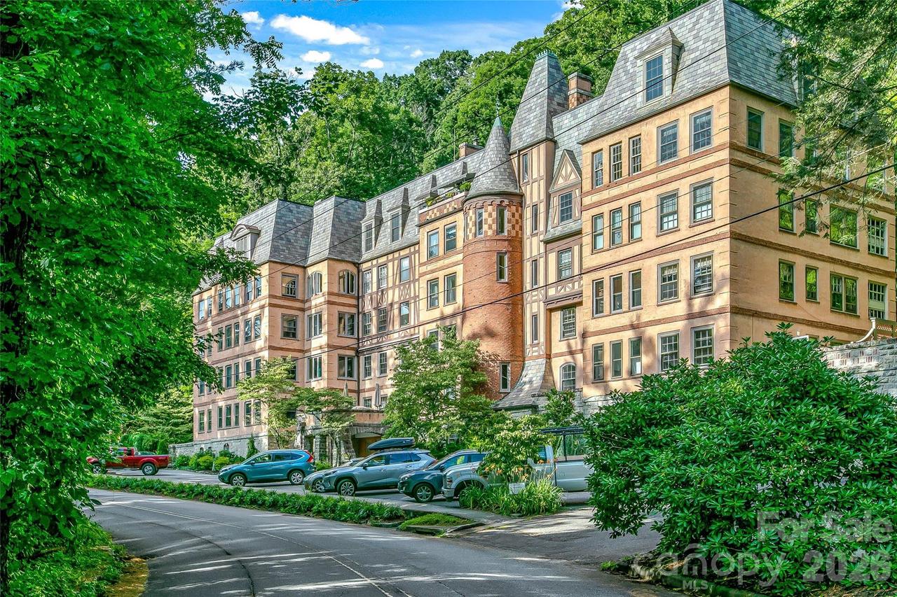 185 Macon Ave. #A1, Asheville, NC 28804