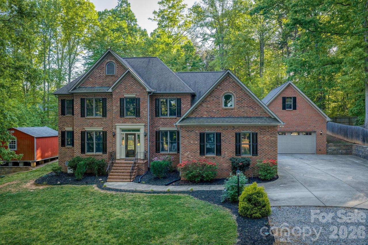 623 Normandy Rd., Mooresville, NC 28117