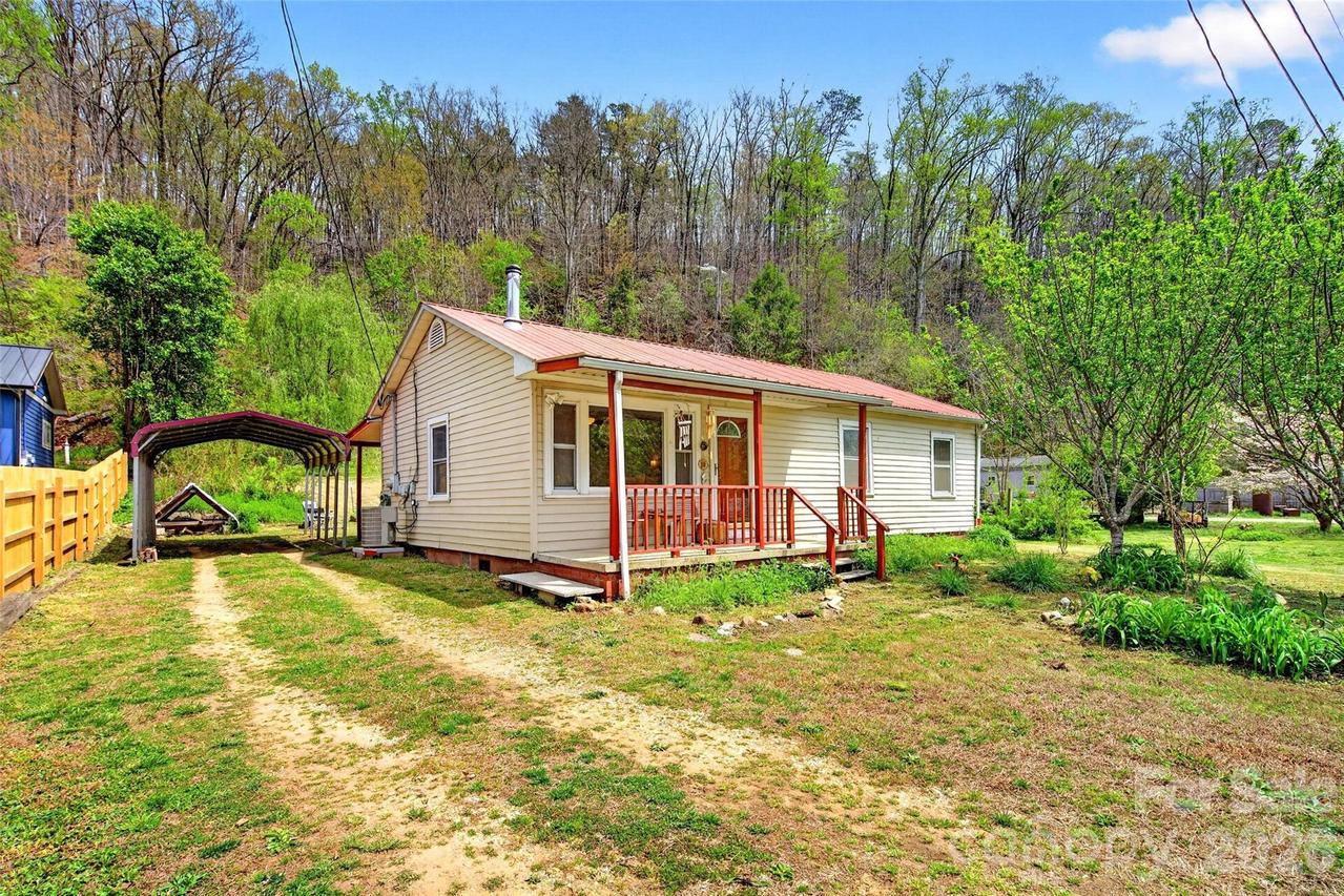 522 Old Us 70 Hwy., Old Fort, NC 28762