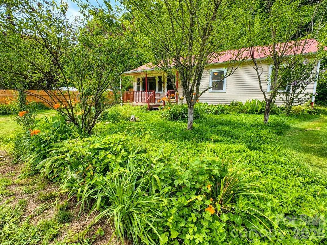 522 Old Us 70 Hwy., Old Fort, NC 28762