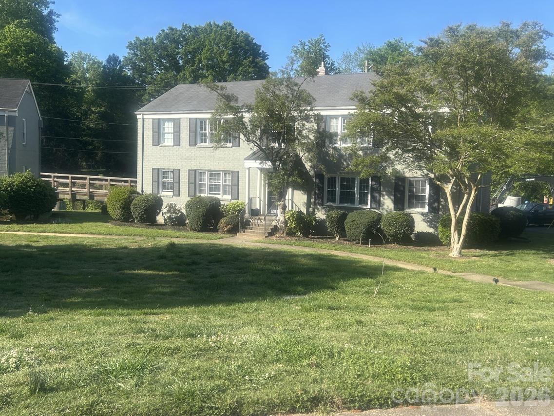 241 Wakefield Dr., Charlotte, NC 28209