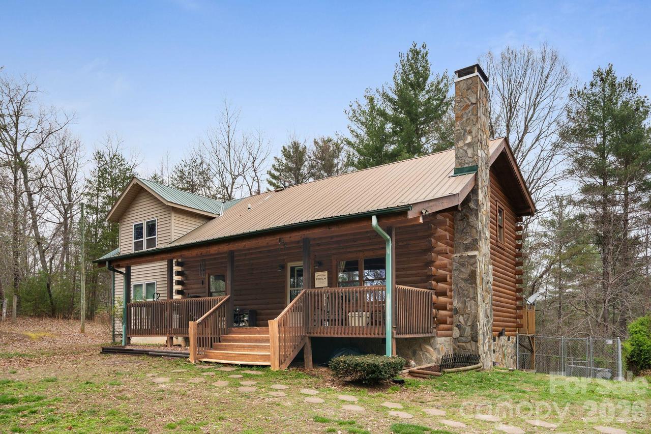 4065 Deal Mill Rd., Granite Falls, NC 28630