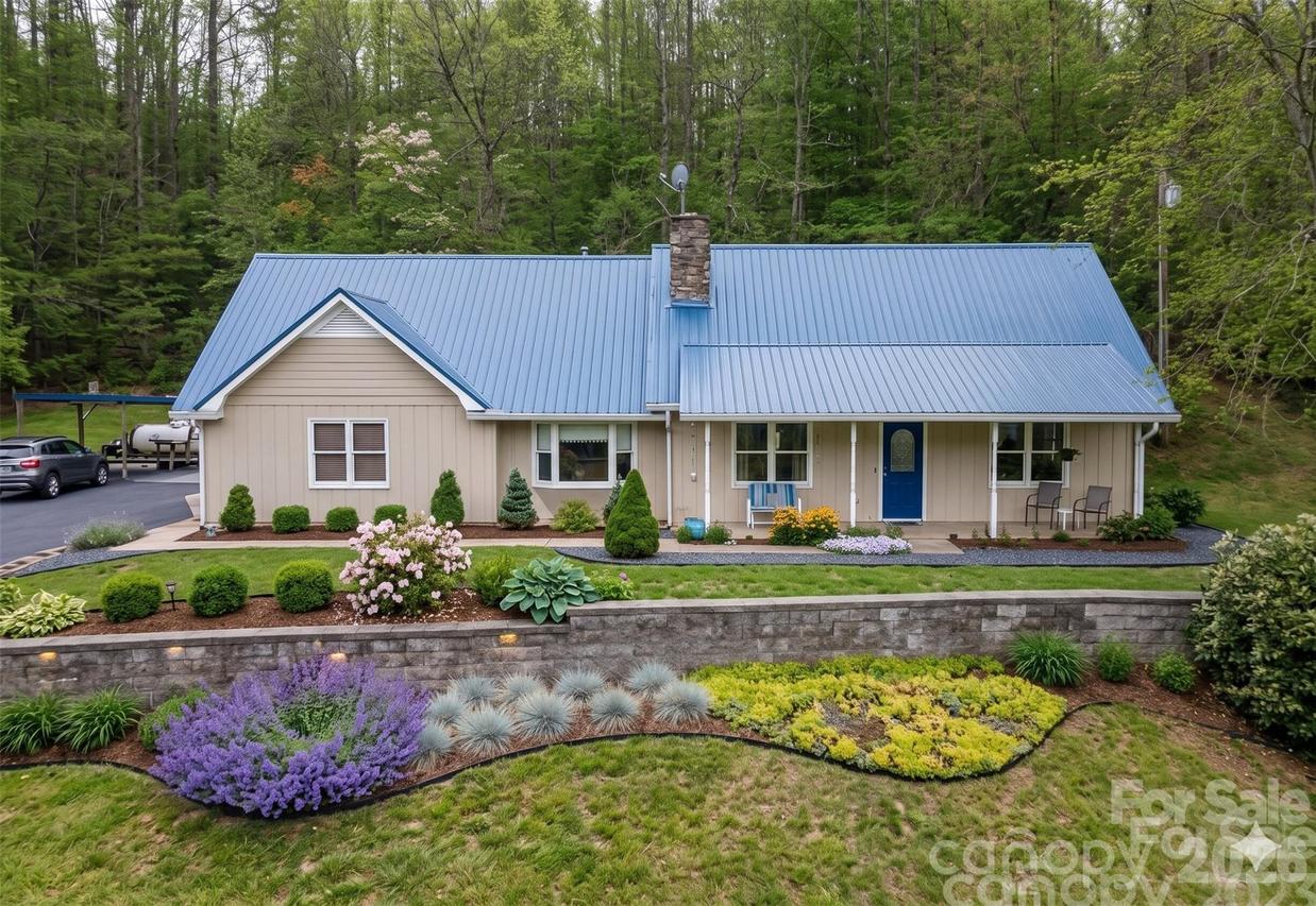 444 Martin Branch Rd., Leicester, NC 28748