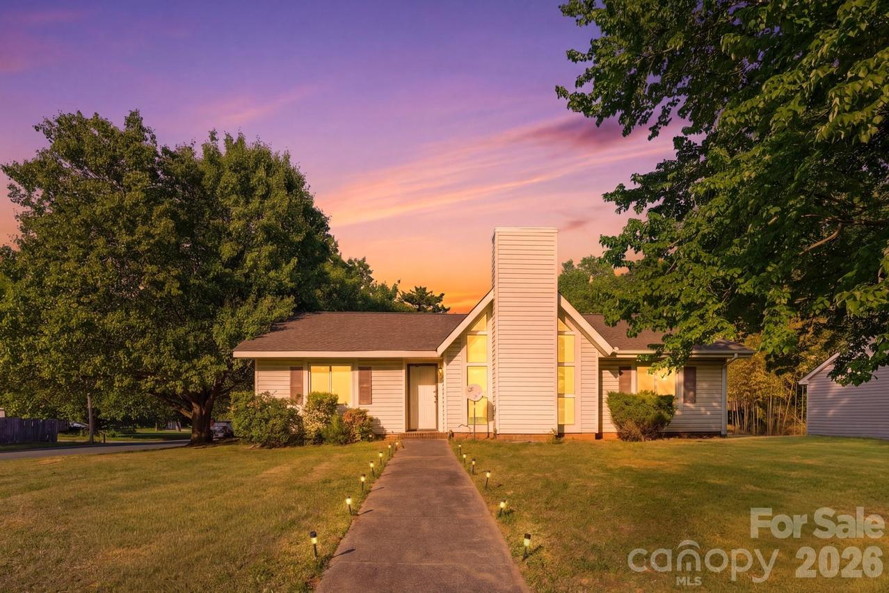 2530 Dion Ave., Charlotte, NC 28212