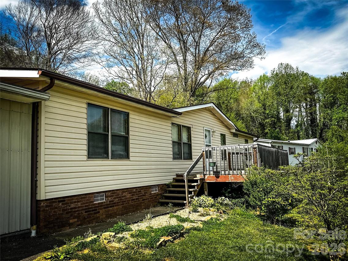 6 Lake Eden Cir., Black Mountain, NC 28711