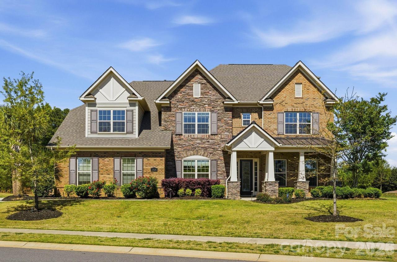 1020 Liggets Dr., Matthews, NC 28104