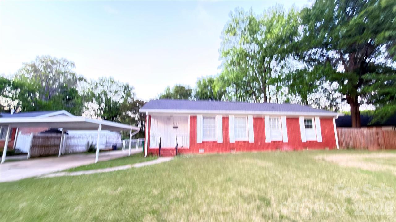 4131 Woodgreen Ter., Charlotte, NC 28205