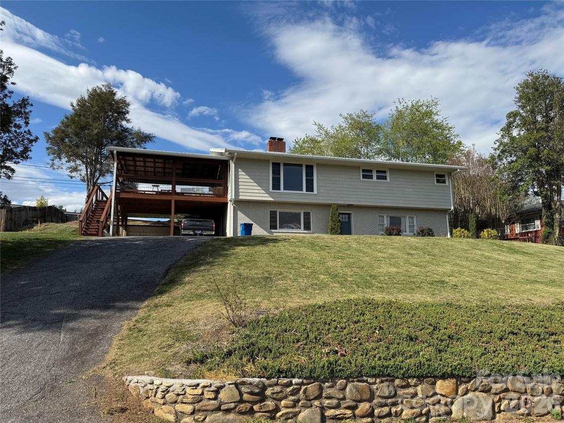 337 Haywood Dr., Canton, NC 28716