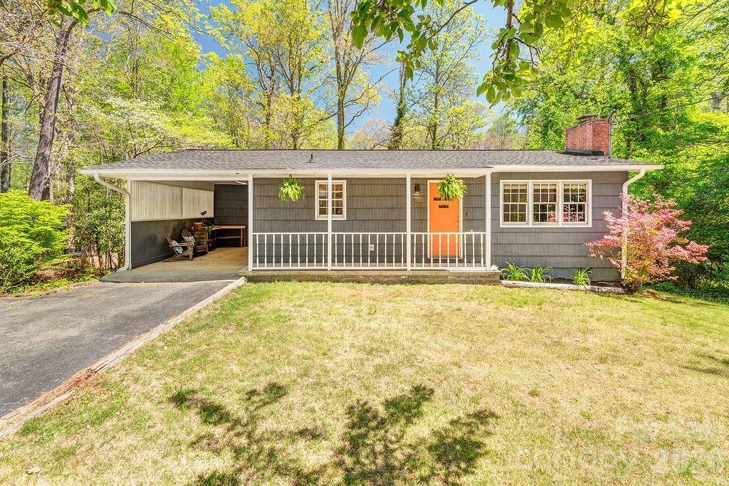 24 Forest Ln., Black Mountain, NC 28711