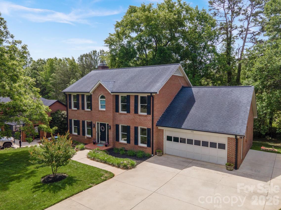 134 31st Avenue Ct., Hickory, NC 28601